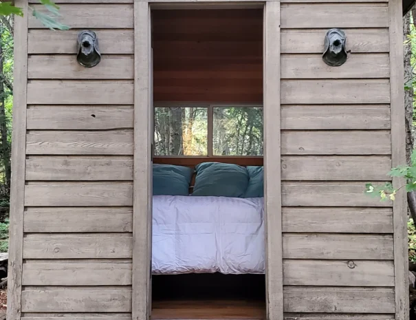 carriage-outside-bedroom-entrance
