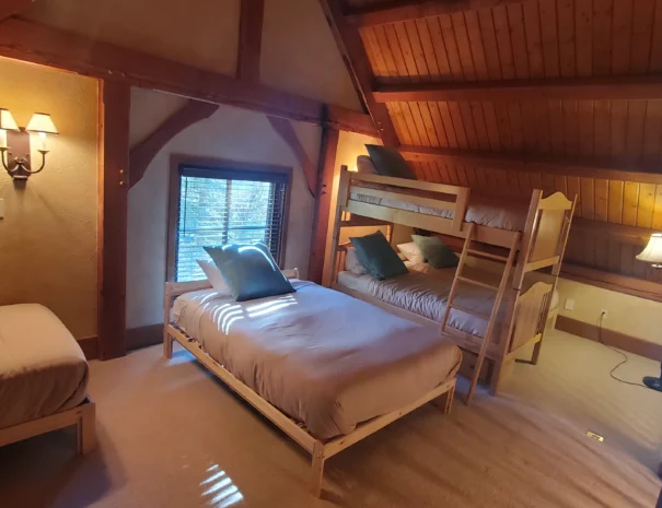 carriage-upstairs-beds