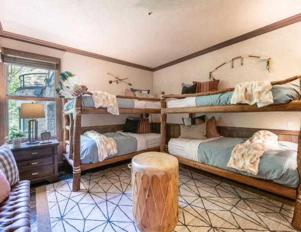 sunshine-lodge-bedroom-boys-bunk