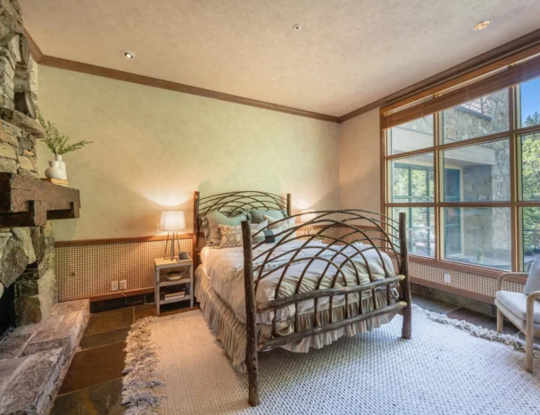 sunshine-lodge-bedroom-four