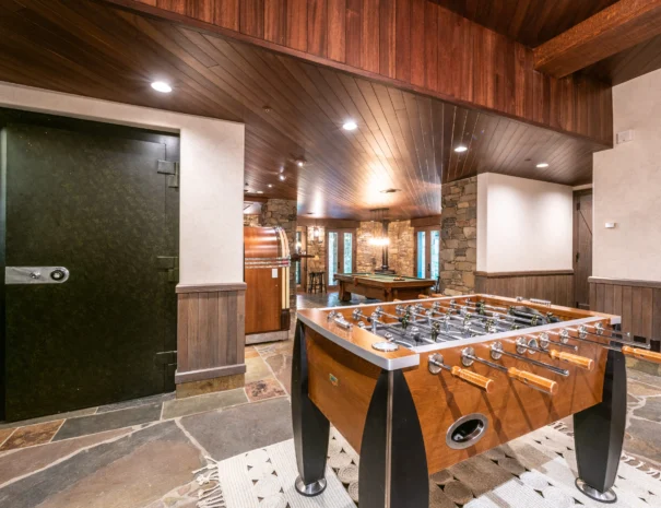 sunshine-lodge-foosball