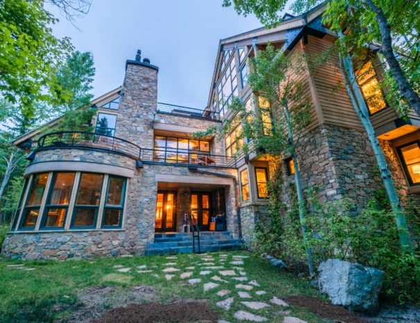 sunshine-lodge-rear-second-entrance